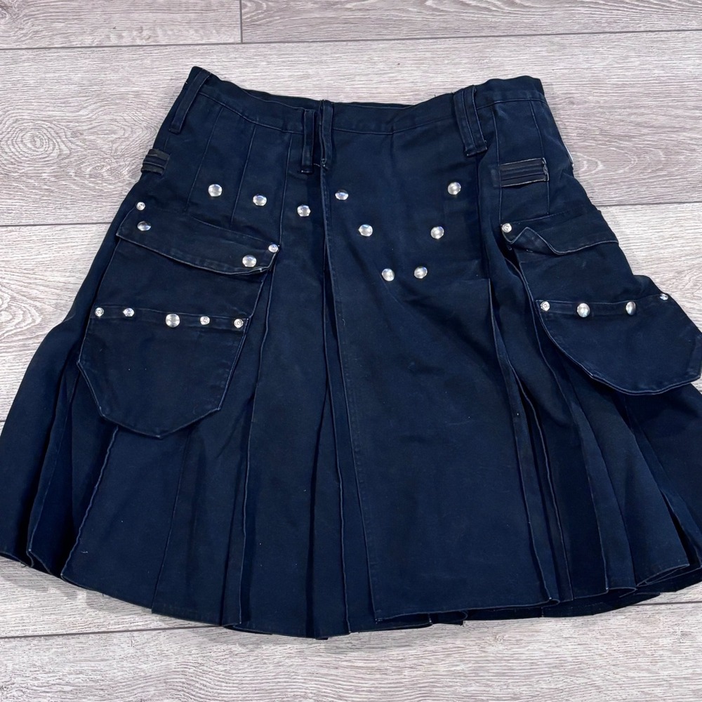 Utilikilts The Mocker Kilt Mens 35 Black Studded Cargo Canvas Pleated Punk Goth